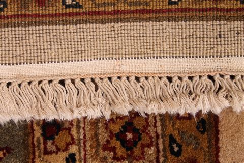 Kashan Beige Hand Knotted 122 X 149 Area Rug 254-29396 Image 8
