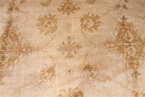Oushak Beige Hand Knotted 121 X 184 Area Rug 254-29411 Image 3