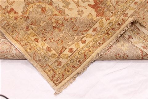 Ziegler Beige Hand Knotted 119 X 183 Area Rug 254-29412 Image 9