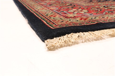 Herati Blue Hand Knotted 61 X 120 Area Rug 250-29428 Image 5