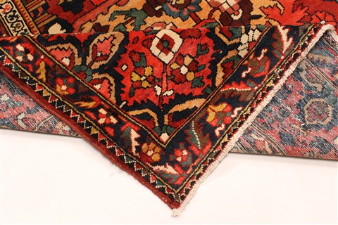Bakhtiar Blue Hand Knotted 131 X 161 Area Rug 250-29431 Image 4