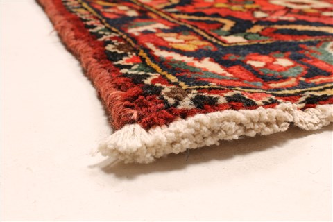 Bakhtiar Blue Hand Knotted 131 X 161 Area Rug 250-29431 Image 5