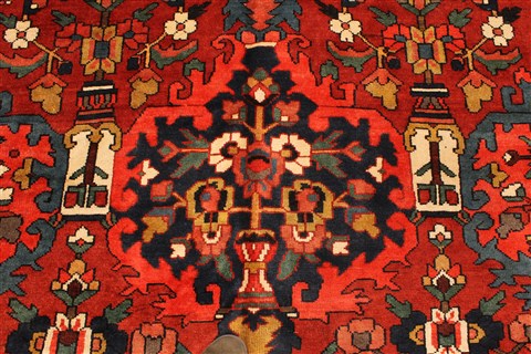 Bakhtiar Blue Hand Knotted 131 X 161 Area Rug 250-29431 Image 7