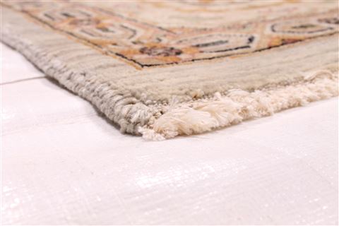 Pishavar Beige Hand Knotted 90 X 1110 Area Rug 254-29449 Image 4