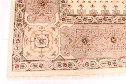 Pishavar Beige Hand Knotted 91 X 120 Area Rug 254-29455 Image 2
