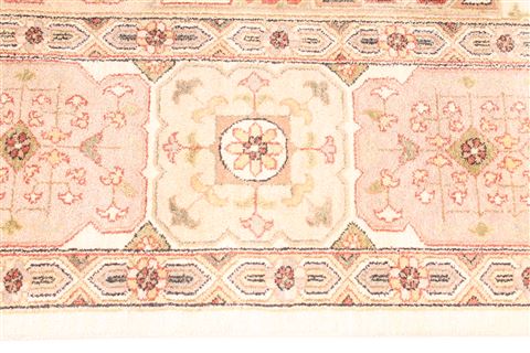 Pishavar Beige Hand Knotted 91 X 120 Area Rug 254-29455 Image 4