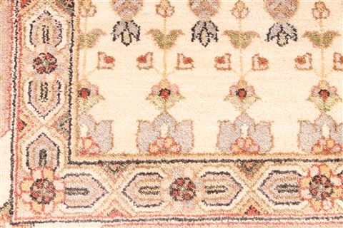 Pishavar Beige Hand Knotted 91 X 120 Area Rug 254-29455 Image 5