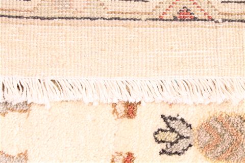 Pishavar Beige Hand Knotted 91 X 120 Area Rug 254-29455 Image 6