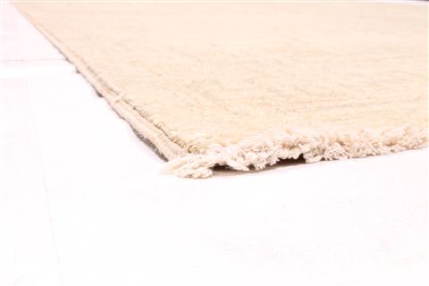 Ziegler Beige Hand Knotted 90 X 119 Area Rug 254-29457 Image 1