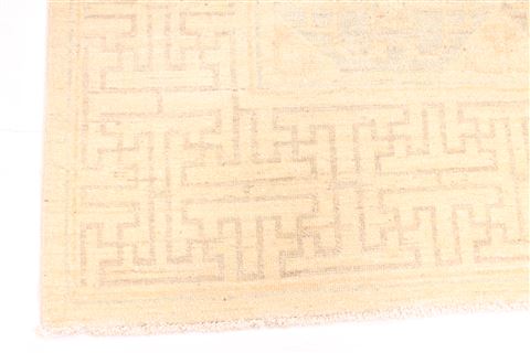 Ziegler Beige Hand Knotted 90 X 119 Area Rug 254-29457 Image 2