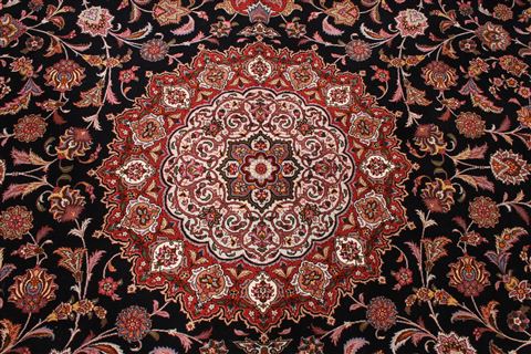 Tabriz Beige Hand Knotted 82 X 99 Area Rug 254-29470 Image 3