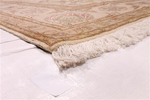 Tabriz Beige Hand Knotted 83 X 100 Area Rug 254-29471 Image 1