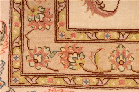 Tabriz Beige Hand Knotted 83 X 100 Area Rug 254-29471 Image 5