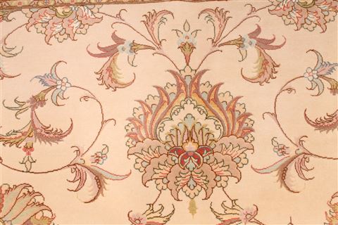 Tabriz Beige Hand Knotted 83 X 100 Area Rug 254-29471 Image 7