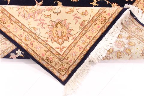 Tabriz Beige Hand Knotted 84 X 96 Area Rug 254-29472 Image 7
