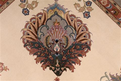 Tabriz Beige Hand Knotted 80 X 102 Area Rug 254-29476 Image 4