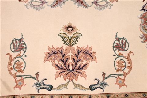 Tabriz Beige Hand Knotted 80 X 102 Area Rug 254-29476 Image 5