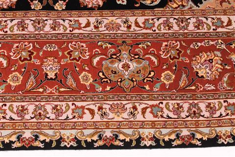 Tabriz Purple Hand Knotted 84 X 103 Area Rug 254-29478 Image 4