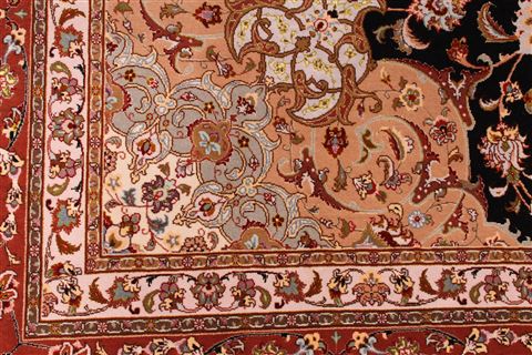 Tabriz Purple Hand Knotted 84 X 103 Area Rug 254-29478 Image 5
