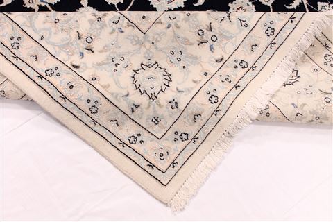 Nain Beige Hand Knotted 82 X 98 Area Rug 254-29479 Image 8