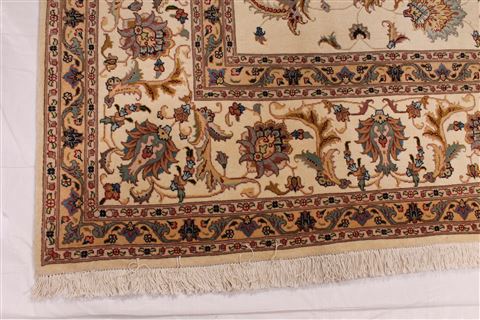 Tabriz Beige Hand Knotted 81 X 102 Area Rug 254-29480 Image 2