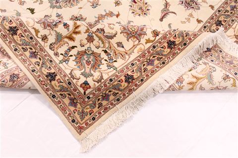 Tabriz Beige Hand Knotted 81 X 102 Area Rug 254-29480 Image 9
