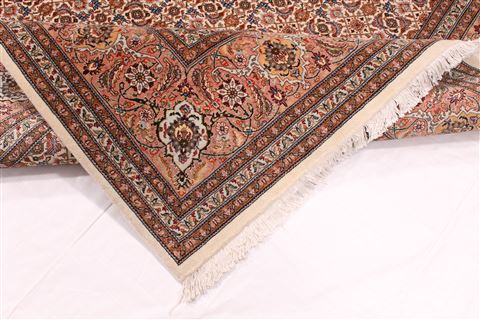 Mahi Beige Hand Knotted 83 X 96 Area Rug 254-29483 Image 9