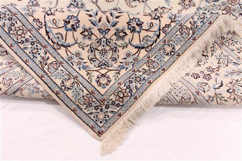 Nain Blue Hand Knotted 83 X 910 Area Rug 254-29489 Image 8