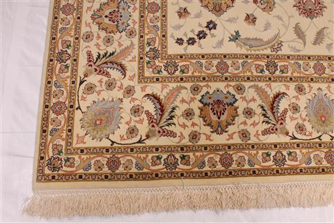 Tabriz Beige Hand Knotted 84 X 100 Area Rug 254-29490 Image 2