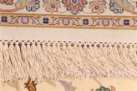 Tabriz Beige Hand Knotted 84 X 100 Area Rug 254-29490 Image 6