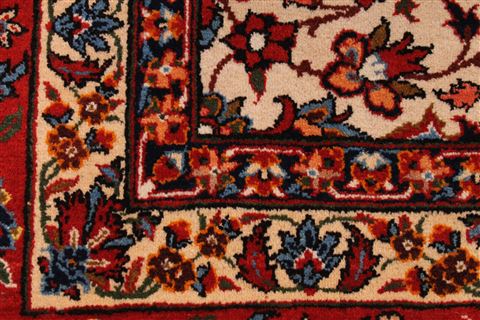 Isfahan Beige Hand Knotted 74 X 101  Area Rug 254-29493 Image 5