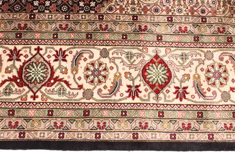Mahi Beige Hand Knotted 811 X 118 Area Rug 254-29496 Image 4