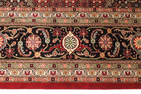 Mahi Beige Hand Knotted 92 X 121  Area Rug 254-29497 Image 4