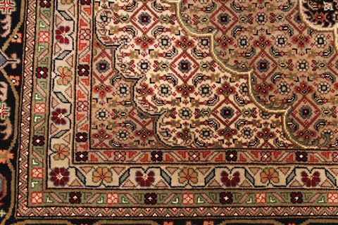 Mahi Beige Hand Knotted 92 X 121  Area Rug 254-29497 Image 5