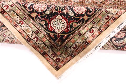 Mahi Beige Hand Knotted 90 X 120  Area Rug 254-29498 Image 8