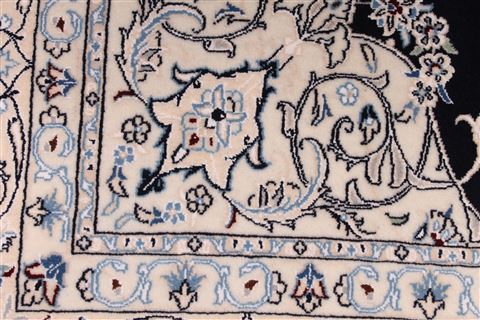 Nain Beige Hand Knotted 55 X 710 Area Rug 254-29504 Image 5