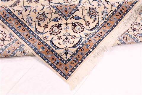 Nain Beige Square Hand Knotted 610 X 610 Area Rug 254-29509 Image 9