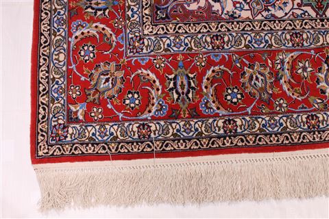 Isfahan Beige Hand Knotted 50 X 80 Area Rug 254-29513 Image 2