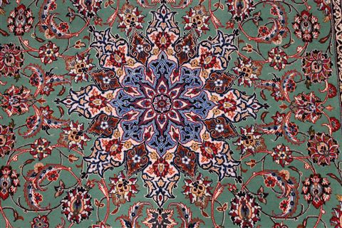 Isfahan Beige Hand Knotted 50 X 80 Area Rug 254-29513 Image 3