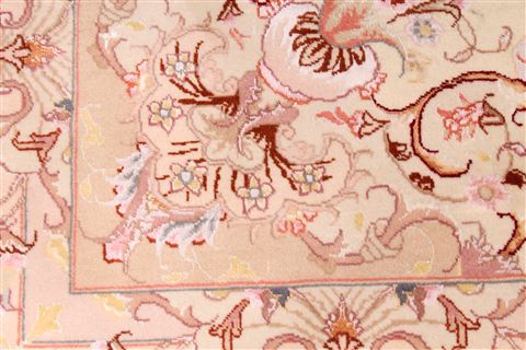 Tabriz Beige Hand Knotted 50 X 68 Area Rug 254-29526 Image 5