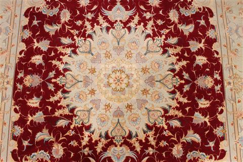 Tabriz Red Hand Knotted 51 X 69 Area Rug 254-29528 Image 3