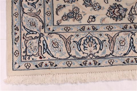 Nain Blue Hand Knotted 47 X 67 Area Rug 254-29545 Image 2