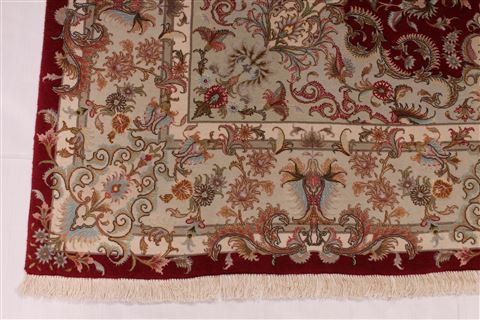 Tabriz Beige Hand Knotted 50 X 68 Area Rug 254-29552 Image 2