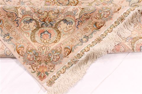 Tabriz Beige Hand Knotted 51 X 70 Area Rug 254-29554 Image 9