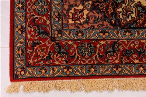 Isfahan Beige Hand Knotted 36 X 53 Area Rug 254-29558 Image 2