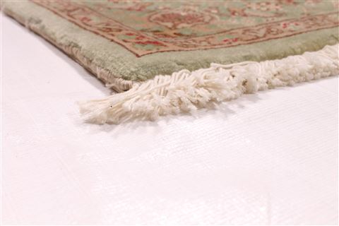 Tabriz Beige Square Hand Knotted 35 X 35 Area Rug 254-29560 Image 1