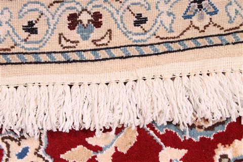 Nain Beige Hand Knotted 30 X 49 Area Rug 254-29563 Image 5