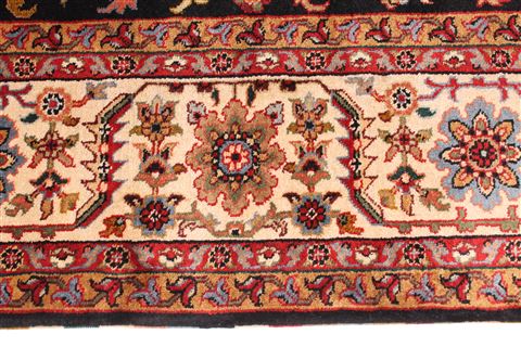 Kashmar Beige Hand Knotted 80 X 100 Area Rug 254-29578 Image 3