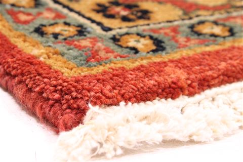 Heriz Beige Hand Knotted 91 X 120 Area Rug 254-29584 Image 1