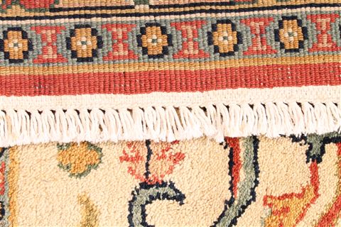 Heriz Beige Hand Knotted 91 X 120 Area Rug 254-29584 Image 6